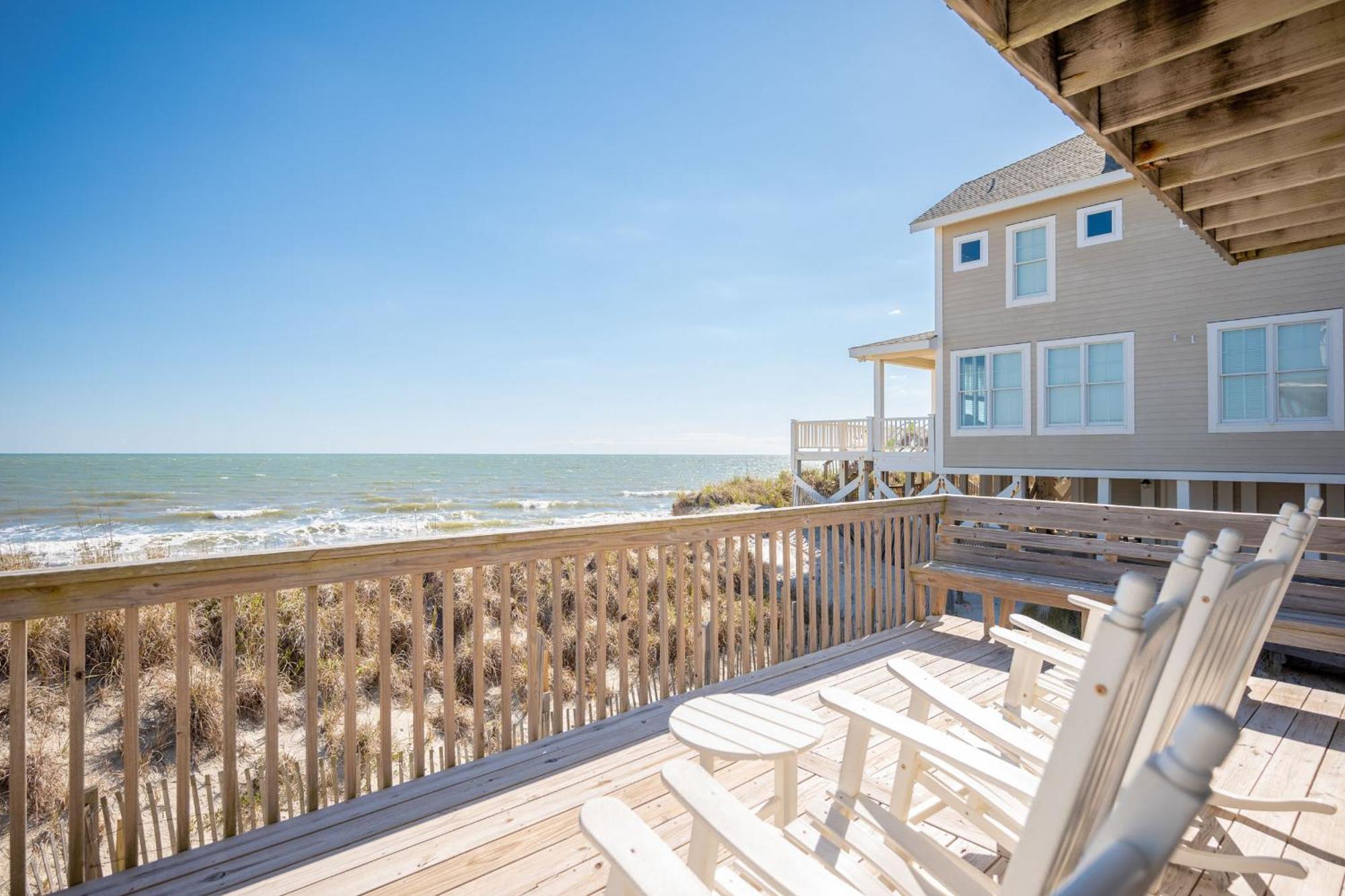 Villa Re-Juvenated Oak Island Exterior foto